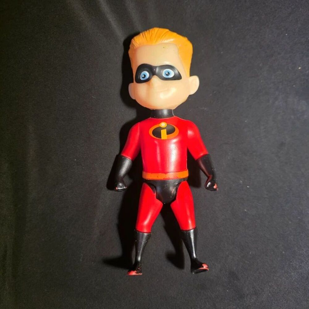 Disney Pixar Incredibles 2 Dash Action Figure 2018 Jakks Pacific 7"